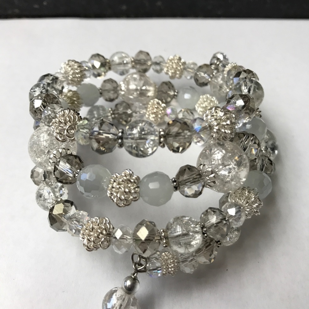 White & silver plated bracelet - Picture 2 of 6